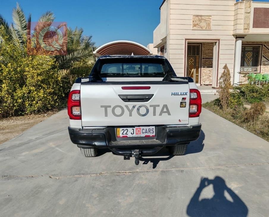 تويوتا هايلوكس